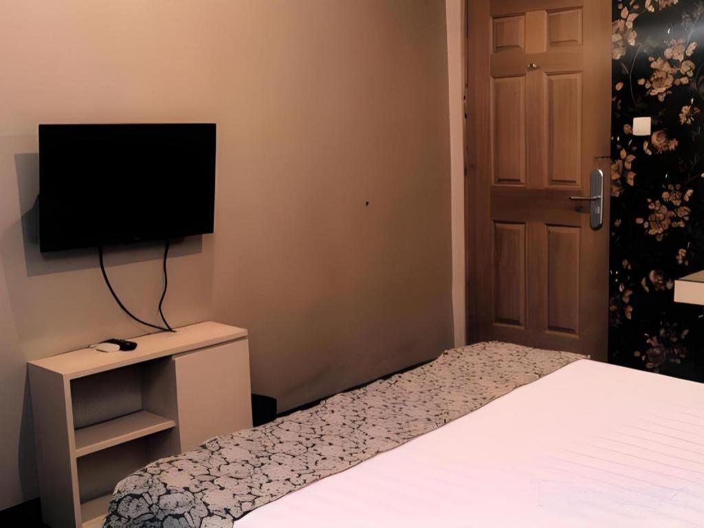 Mine Home Hotel By Sovia Bandung Ngoại thất bức ảnh