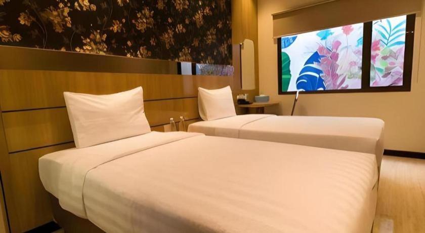 Mine Home Hotel By Sovia Bandung Ngoại thất bức ảnh