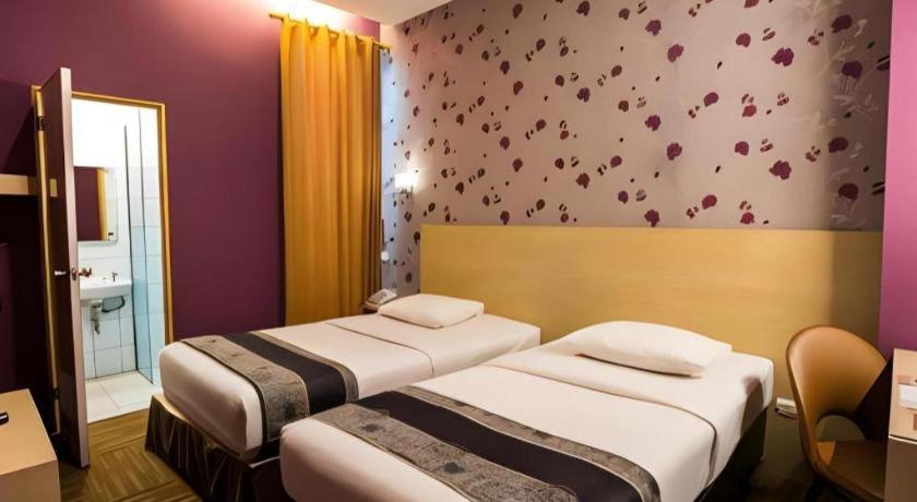 Mine Home Hotel By Sovia Bandung Ngoại thất bức ảnh